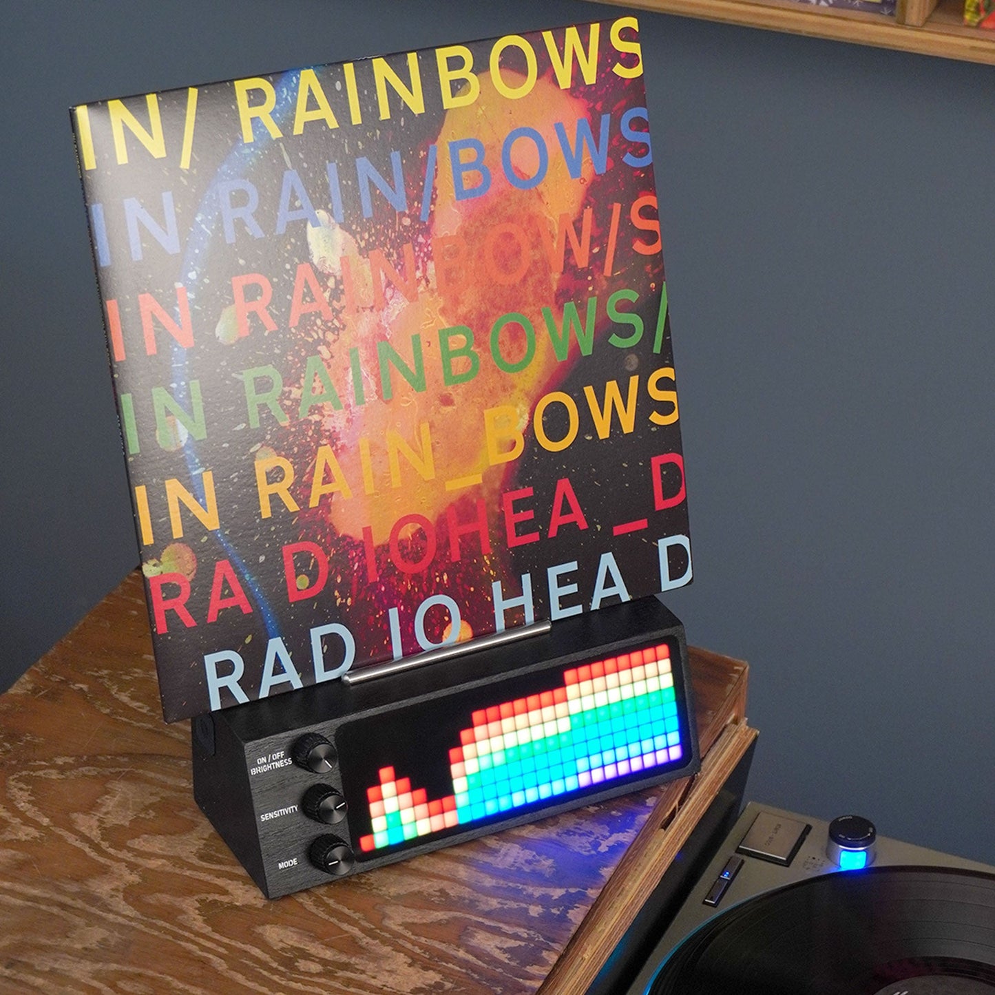 LED Music Visualizer with Vinyl Stand – Bring Tunes to Life 🎵